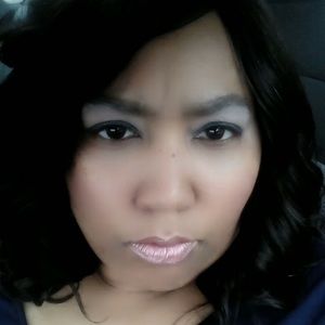 Meet your Posher, Tonya